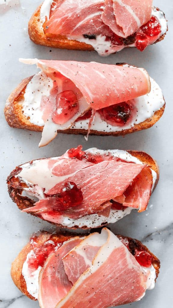 Stracciatella and ham crostinis with spicy jam - bon abbetit