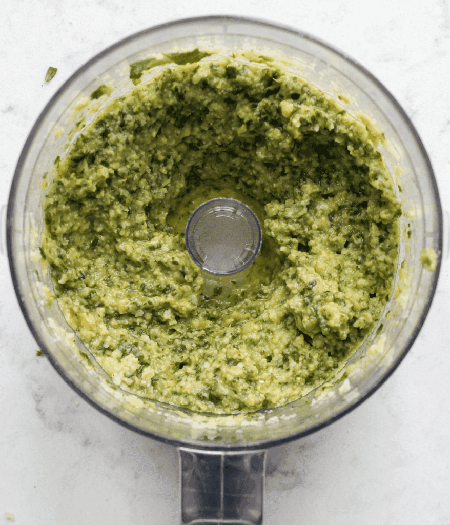 pesto hummus for pesto hummus sandwich