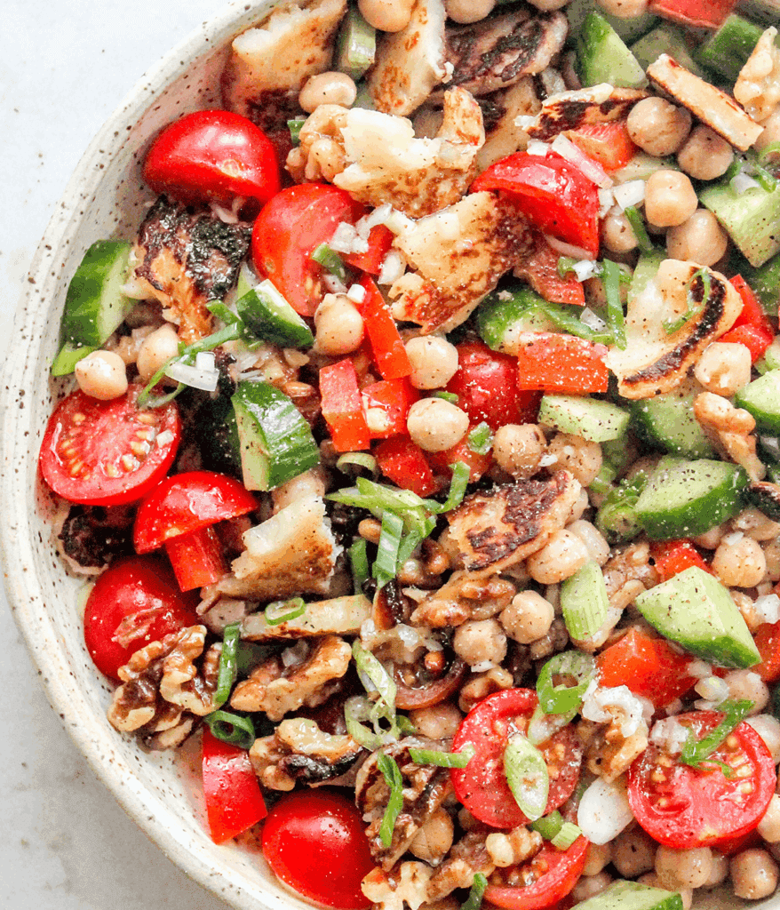 close up of chickpea and halloumi salad