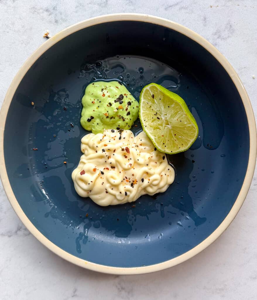 crema for tuna tacos