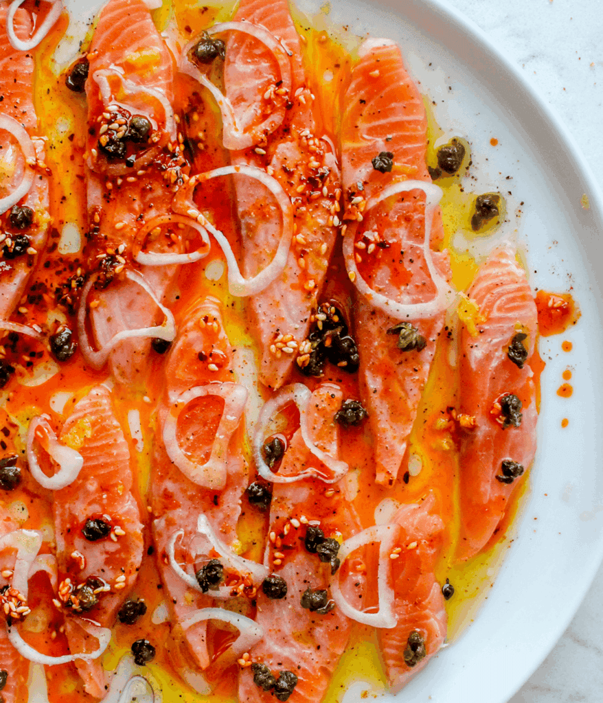 close up of spicy salmon crudo