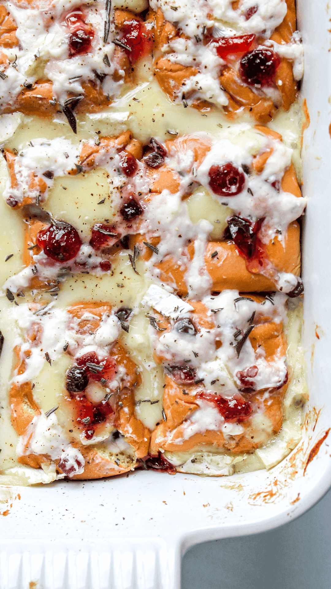 cranberry brie pull apart rolls